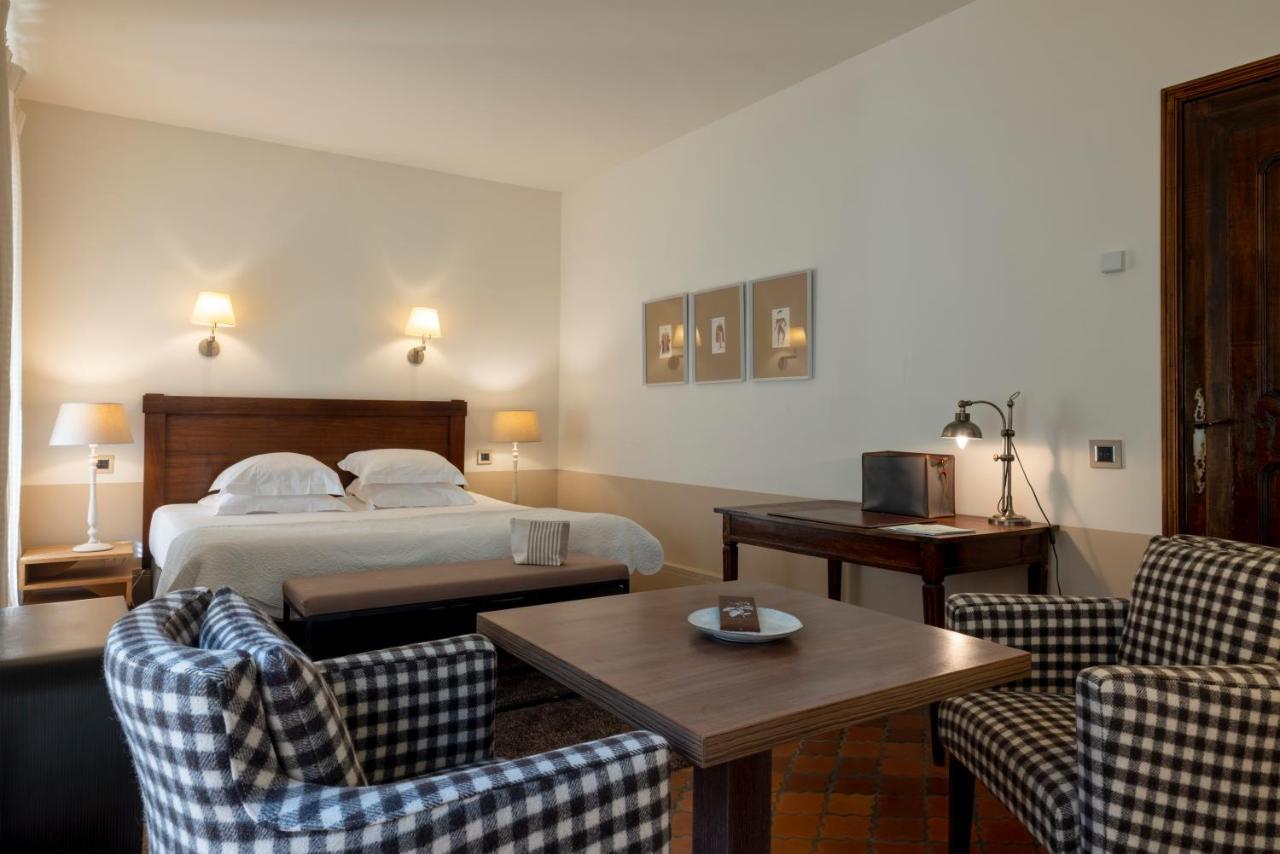 Hotel Le Prieure Villeneuve-lès-Avignon Esterno foto