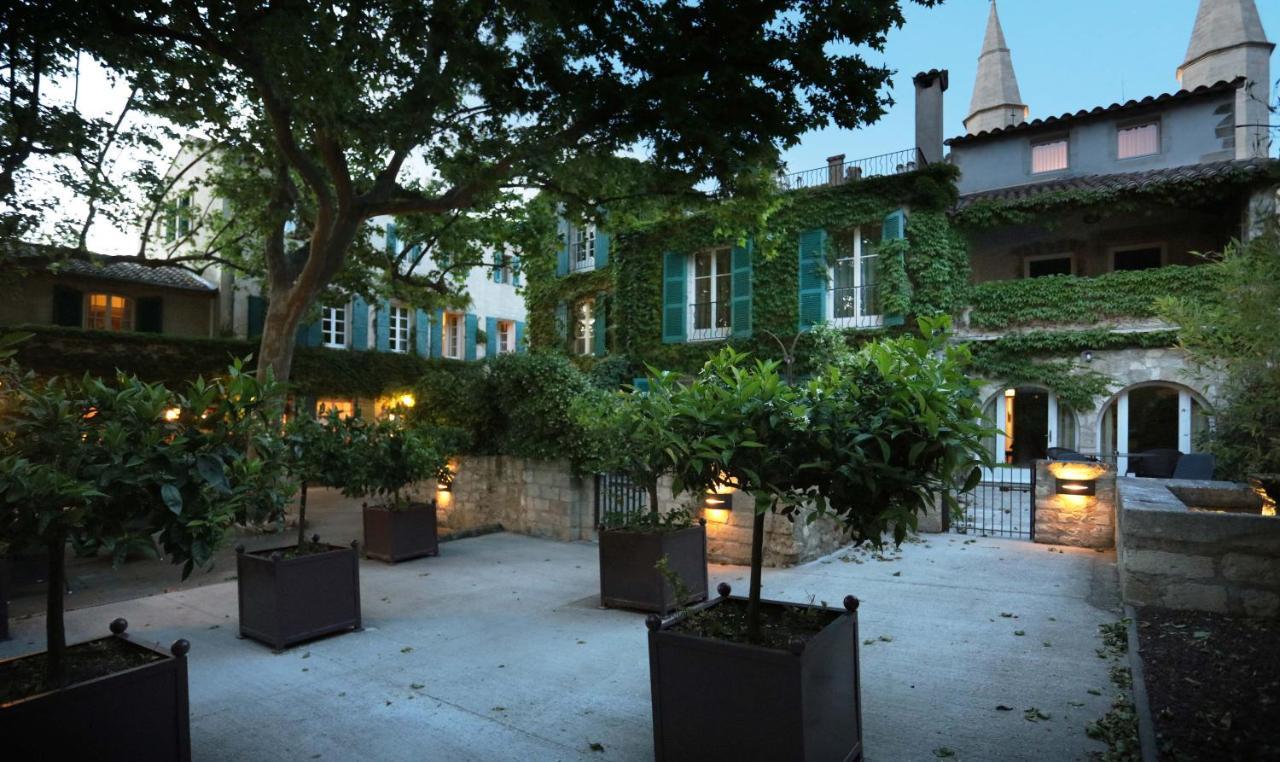 Hotel Le Prieure Villeneuve-lès-Avignon Esterno foto
